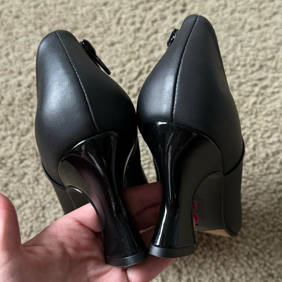 John Fluevog Poser Edie Sexy Asymmetrical Heel - Picture 7 of 10